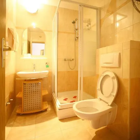 Apartment 16517a